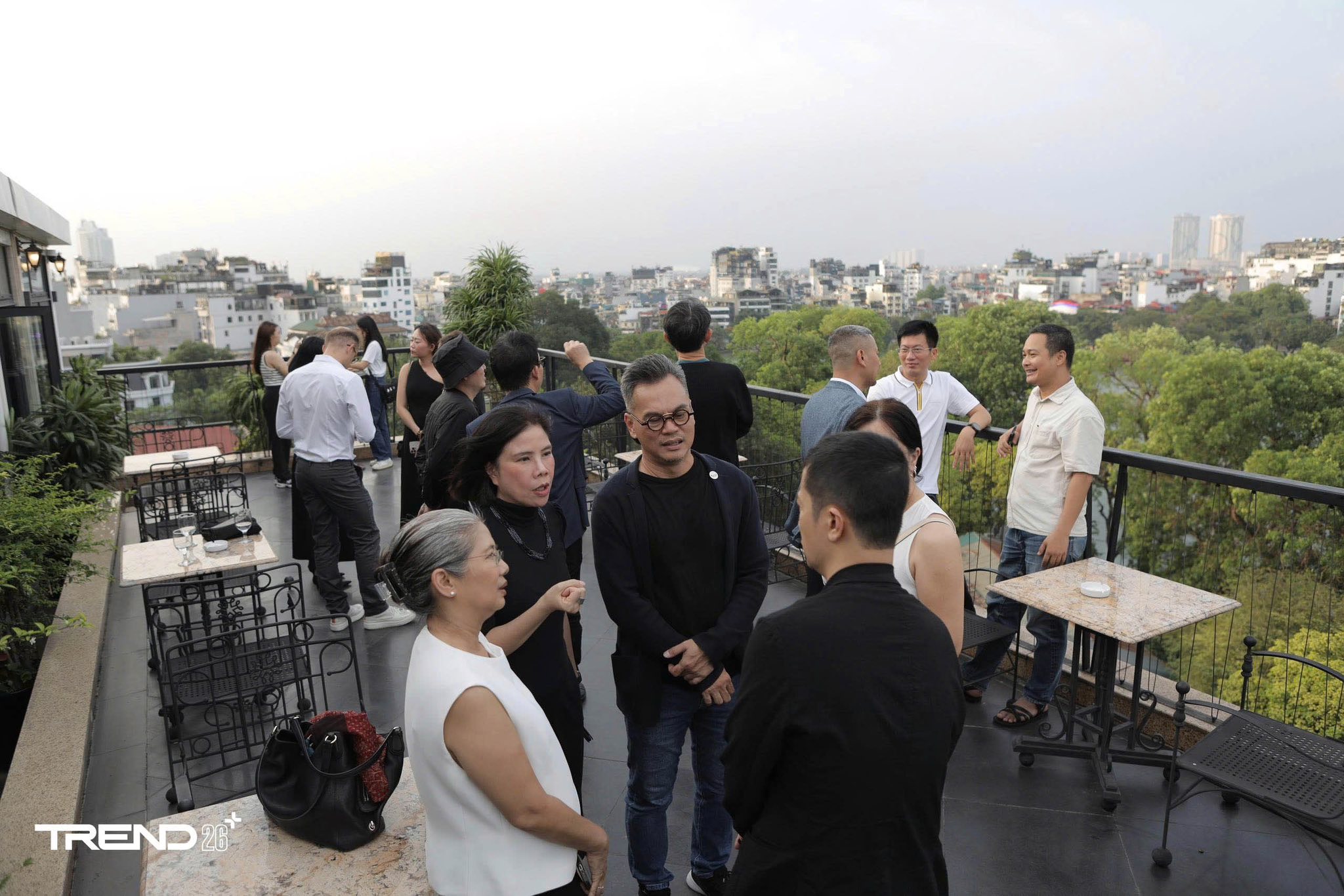Tiệc riêng Hội ngộ Trend 26+ 12