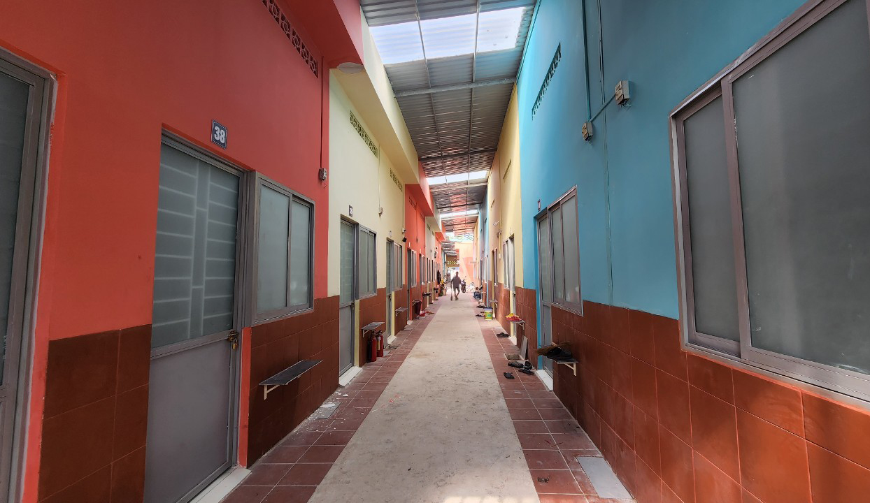 Khu trọ rộng và thoáng như một con hẻm nhỏ (Thiết kế G+ Architects)